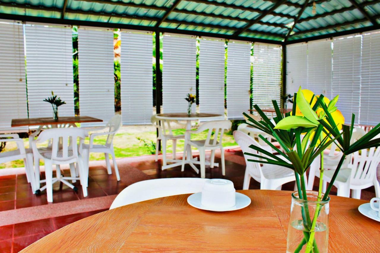 Oceanic Lodge Tonsupa Dış mekan fotoğraf
