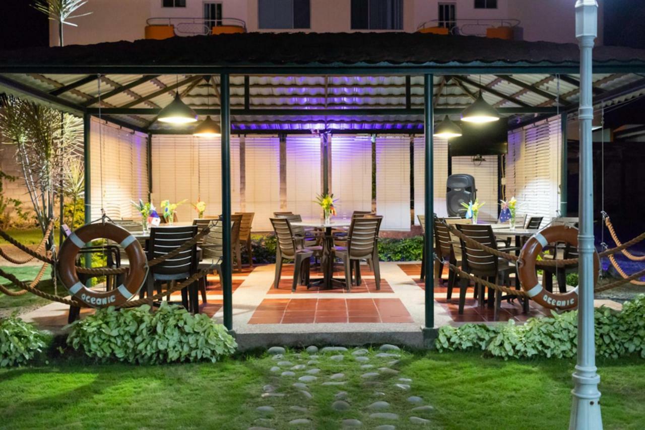 Oceanic Lodge Tonsupa Dış mekan fotoğraf